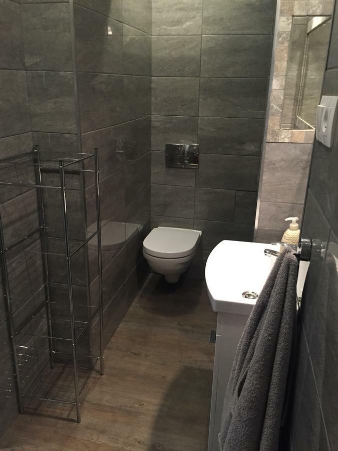 Kawalerka Fredry 3/12 Appartement Poznań Buitenkant foto